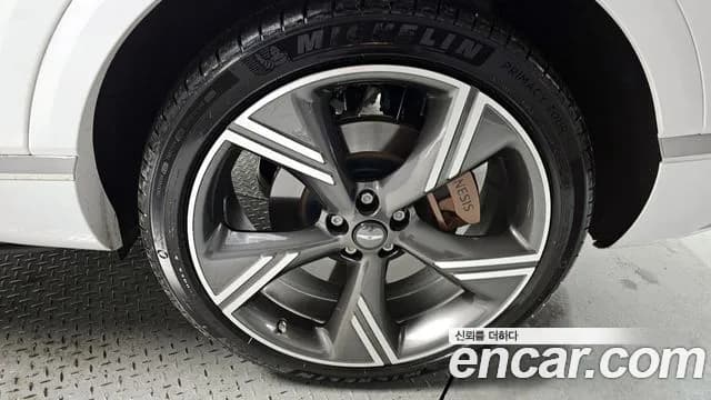 2024 Genesis GV80 3.5T Gasoline AWD Sold VIN KMTHC81CDRU199161 – trunk area 2024 Genesis GV80 3.5T Gasoline AWD Sold VIN KMTHC81CDRU199161 – trunk area