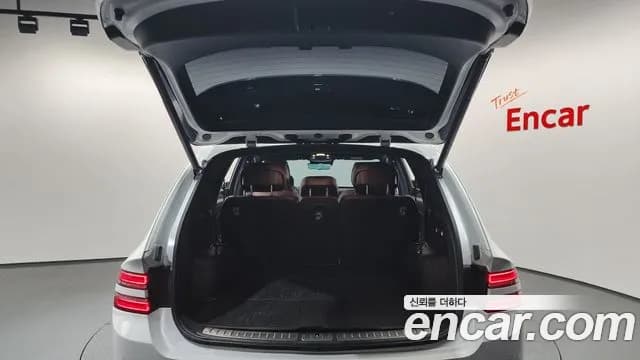 2024 Genesis GV80 3.5T Gasoline AWD Sold VIN KMTHC81CDRU224323 – trunk area 2024 Genesis GV80 3.5T Gasoline AWD Sold VIN KMTHC81CDRU224323 – trunk area
