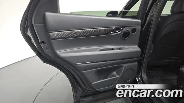 2025 Genesis GV80 3.5T Gasoline AWD Sold VIN KMTHC81CDSU294131 – rear exterior 2025 Genesis GV80 3.5T Gasoline AWD Sold VIN KMTHC81CDSU294131 – rear exterior
