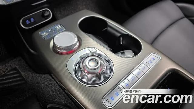 2022 Genesis GV60 Standard Sold VIN KMTKB81AFNU003229 – interior seats 2022 Genesis GV60 Standard Sold VIN KMTKB81AFNU003229 – interior seats