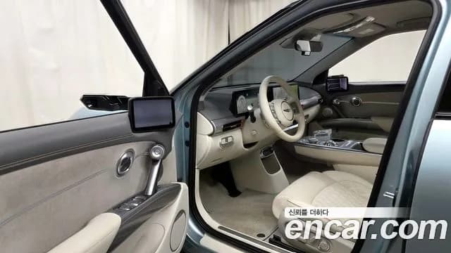 2023 Genesis GV60 Standard AWD Sold VIN KMTKC81CPPU018417 – undercarriage 2023 Genesis GV60 Standard AWD Sold VIN KMTKC81CPPU018417 – undercarriage