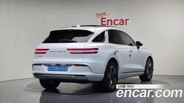 2022 Genesis Electrified GV70 e-AWD Sold VIN KMTMA811PNU000452 – interior seats 2022 Genesis Electrified GV70 e-AWD Sold VIN KMTMA811PNU000452 – interior seats
