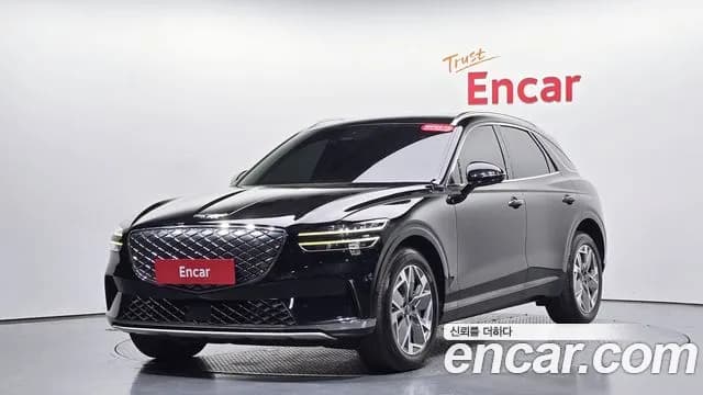 2022 Genesis Electrified GV70 e-AWD Sold VIN KMTMA811PNU000575 – front exterior 2022 Genesis Electrified GV70 e-AWD Sold VIN KMTMA811PNU000575 – front exterior