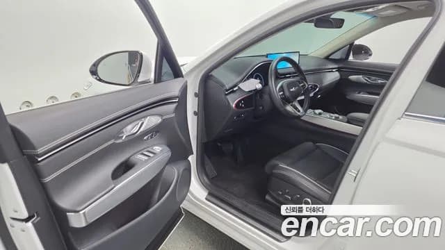 2022 Genesis Electrified GV70 e-AWD Sold VIN KMTMA811PNU000829 – interior seats 2022 Genesis Electrified GV70 e-AWD Sold VIN KMTMA811PNU000829 – interior seats