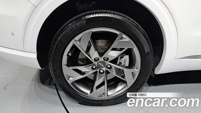 2022 Genesis Electrified GV70 e-AWD Sold VIN KMTMA811PNU000848 – photo 18 2022 Genesis Electrified GV70 e-AWD Sold VIN KMTMA811PNU000848 – photo 18