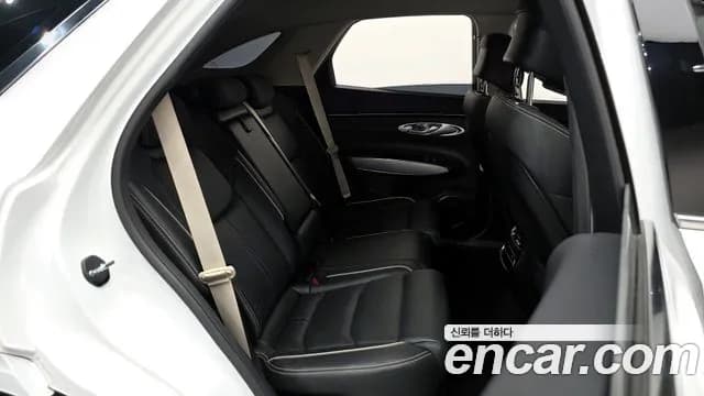 2022 Genesis Electrified GV70 e-AWD Sold VIN KMTMA811PNU001678 – interior seats 2022 Genesis Electrified GV70 e-AWD Sold VIN KMTMA811PNU001678 – interior seats