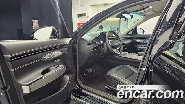 2022 Genesis Electrified GV70 e-AWD Sold VIN KMTMA811PNU002431 – rear exterior 2022 Genesis Electrified GV70 e-AWD Sold VIN KMTMA811PNU002431 – rear exterior