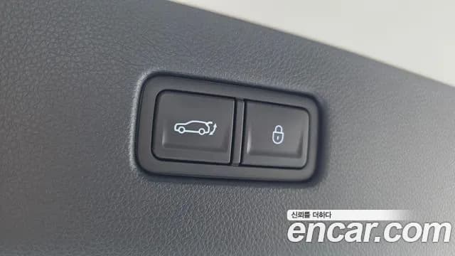 2022 Genesis Electrified GV70 e-AWD Sold VIN KMTMA811PNU002687 – trunk area 2022 Genesis Electrified GV70 e-AWD Sold VIN KMTMA811PNU002687 – trunk area
