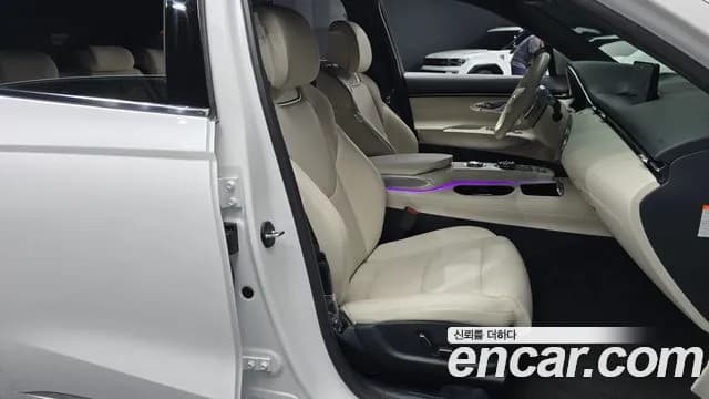 2024 Genesis Electrified GV70 e-AWD Sold VIN KMTMA811PRU008092 – trunk area 2024 Genesis Electrified GV70 e-AWD Sold VIN KMTMA811PRU008092 – trunk area