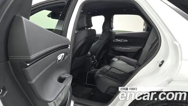 2021 Genesis GV70 2.5T Gasoline 2WD Sold VIN KMTMA81BBMU009173 – engine bay 2021 Genesis GV70 2.5T Gasoline 2WD Sold VIN KMTMA81BBMU009173 – engine bay