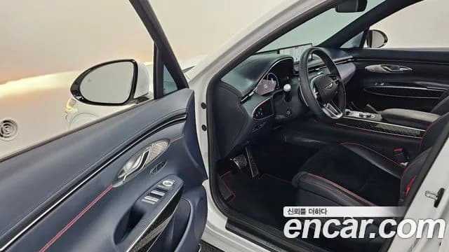 2021 Genesis GV70 2.5T Gasoline 2WD Sold VIN KMTMA81BBMU020189 – front exterior 2021 Genesis GV70 2.5T Gasoline 2WD Sold VIN KMTMA81BBMU020189 – front exterior