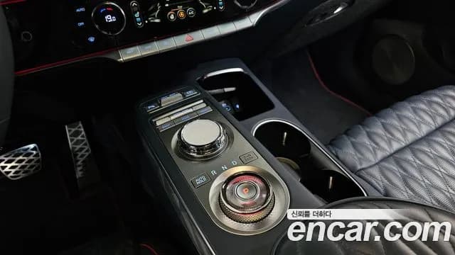 2021 Genesis GV70 2.5T Gasoline 2WD Sold VIN KMTMA81BBMU022463 – interior seats 2021 Genesis GV70 2.5T Gasoline 2WD Sold VIN KMTMA81BBMU022463 – interior seats