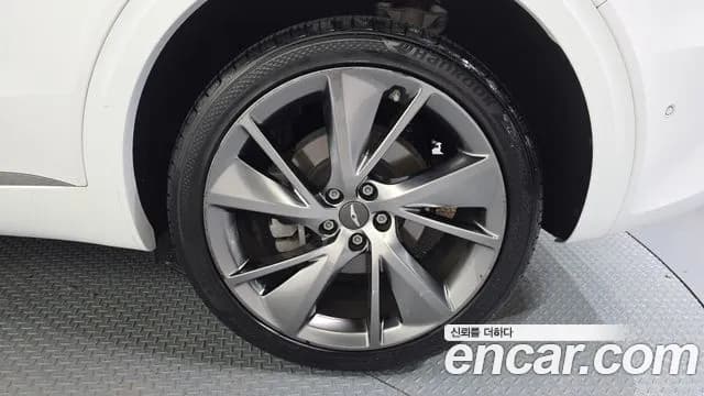 2021 Genesis GV70 2.5T Gasoline 2WD Sold VIN KMTMA81BBMU031793 – photo 17 2021 Genesis GV70 2.5T Gasoline 2WD Sold VIN KMTMA81BBMU031793 – photo 17