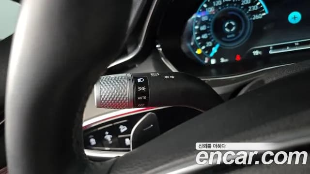 2022 Genesis GV70 2.5T Gasoline 2WD Sold VIN KMTMA81BBNU055703 – interior seats 2022 Genesis GV70 2.5T Gasoline 2WD Sold VIN KMTMA81BBNU055703 – interior seats