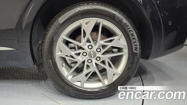 2022 Genesis GV70 2.5T Gasoline 2WD Sold VIN KMTMA81BBNU055703 – photo 12 2022 Genesis GV70 2.5T Gasoline 2WD Sold VIN KMTMA81BBNU055703 – photo 12