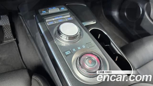 2022 Genesis GV70 2.5T Gasoline 2WD Sold VIN KMTMA81BBNU055703 – photo 18 2022 Genesis GV70 2.5T Gasoline 2WD Sold VIN KMTMA81BBNU055703 – photo 18