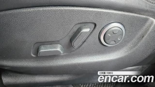 2022 Genesis GV70 2.5T Gasoline 2WD Sold VIN KMTMA81BBNU055703 – photo 35 2022 Genesis GV70 2.5T Gasoline 2WD Sold VIN KMTMA81BBNU055703 – photo 35