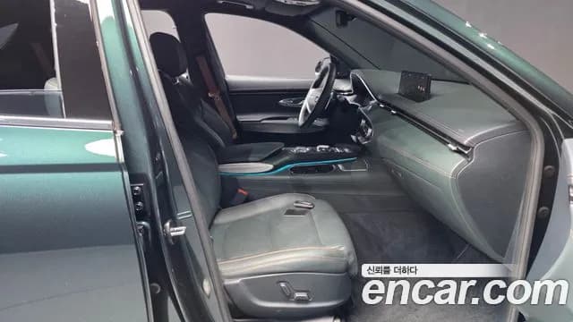 2022 Genesis GV70 2.5T Gasoline 2WD Sold VIN KMTMA81BBNU065389 – photo 12 2022 Genesis GV70 2.5T Gasoline 2WD Sold VIN KMTMA81BBNU065389 – photo 12