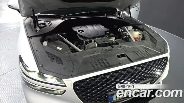 2022 Genesis GV70 2.5T Gasoline 2WD Sold VIN KMTMA81BBNU066074 – exterior detail 2022 Genesis GV70 2.5T Gasoline 2WD Sold VIN KMTMA81BBNU066074 – exterior detail