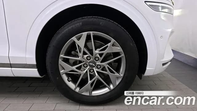 2022 Genesis GV70 2.5T Gasoline 2WD Sold VIN KMTMA81BBNU070506 – side profile 2022 Genesis GV70 2.5T Gasoline 2WD Sold VIN KMTMA81BBNU070506 – side profile