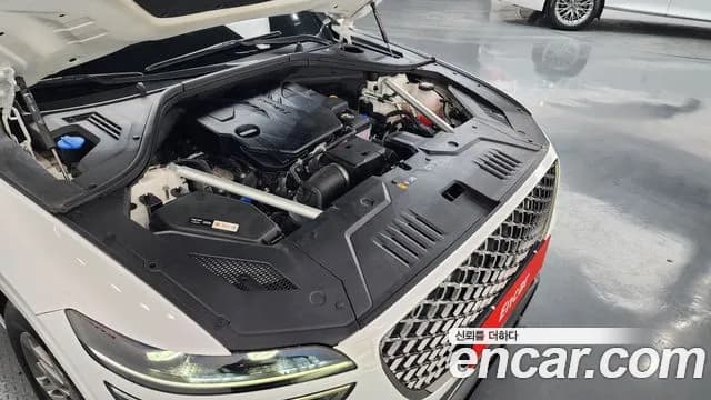 2022 Genesis GV70 2.5T Gasoline 2WD Sold VIN KMTMA81BBNU075858 – front exterior 2022 Genesis GV70 2.5T Gasoline 2WD Sold VIN KMTMA81BBNU075858 – front exterior