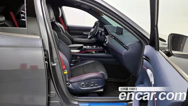 2023 Genesis GV70 2.5T Gasoline 2WD Sold VIN KMTMA81BBPU080293 – dashboard 2023 Genesis GV70 2.5T Gasoline 2WD Sold VIN KMTMA81BBPU080293 – dashboard