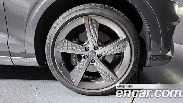 2023 Genesis GV70 2.5T Gasoline 2WD Sold VIN KMTMA81BBPU080293 – photo 14 2023 Genesis GV70 2.5T Gasoline 2WD Sold VIN KMTMA81BBPU080293 – photo 14