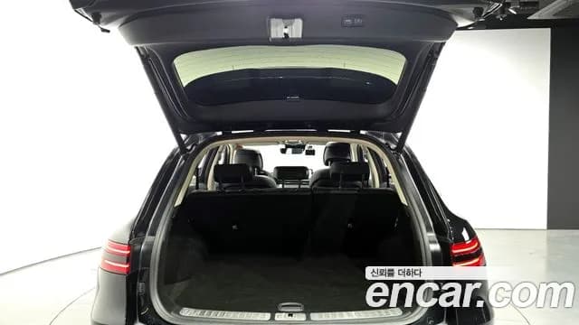 2023 Genesis GV70 2.5T Gasoline 2WD Sold VIN KMTMA81BBPU089736 – photo 31 2023 Genesis GV70 2.5T Gasoline 2WD Sold VIN KMTMA81BBPU089736 – photo 31