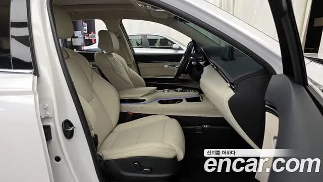 2023 Genesis GV70 2.5T Gasoline 2WD Sold VIN KMTMA81BBPU130467 – photo 16 2023 Genesis GV70 2.5T Gasoline 2WD Sold VIN KMTMA81BBPU130467 – photo 16