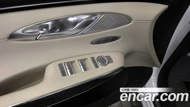 2024 Genesis GV70 2.5T Gasoline 2WD Sold VIN KMTMA81BBRU148831 – trunk area 2024 Genesis GV70 2.5T Gasoline 2WD Sold VIN KMTMA81BBRU148831 – trunk area