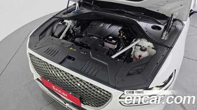 2024 Genesis GV70 2.5T Gasoline 2WD Sold VIN KMTMA81BBRU154035 – interior seats 2024 Genesis GV70 2.5T Gasoline 2WD Sold VIN KMTMA81BBRU154035 – interior seats