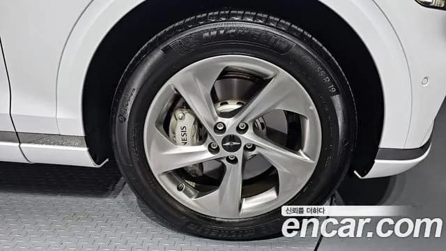 2025 Genesis GV70 2.5T Gasoline 2WD Sold VIN KMTMA81BBSU186900 – photo 37 2025 Genesis GV70 2.5T Gasoline 2WD Sold VIN KMTMA81BBSU186900 – photo 37