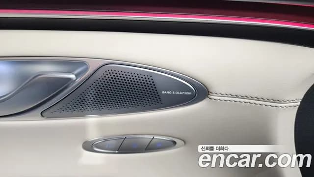 2025 Genesis GV70 2.5T Gasoline 2WD Sold VIN KMTMA81BBSU202208 – side profile 2025 Genesis GV70 2.5T Gasoline 2WD Sold VIN KMTMA81BBSU202208 – side profile