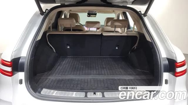 2025 Genesis GV70 2.5T Gasoline 2WD Sold VIN KMTMA81BBSU202208 – photo 26 2025 Genesis GV70 2.5T Gasoline 2WD Sold VIN KMTMA81BBSU202208 – photo 26