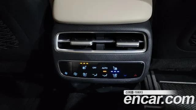 2025 Genesis GV70 2.5T Gasoline 2WD Sold VIN KMTMA81BBSU202208 – photo 30 2025 Genesis GV70 2.5T Gasoline 2WD Sold VIN KMTMA81BBSU202208 – photo 30
