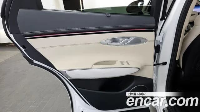 2025 Genesis GV70 2.5T Gasoline 2WD Sold VIN KMTMA81BBSU202628 – trunk area 2025 Genesis GV70 2.5T Gasoline 2WD Sold VIN KMTMA81BBSU202628 – trunk area
