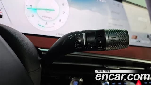 2025 Genesis GV70 2.5T Gasoline 2WD Sold VIN KMTMA81BBSU220646 – interior seats 2025 Genesis GV70 2.5T Gasoline 2WD Sold VIN KMTMA81BBSU220646 – interior seats
