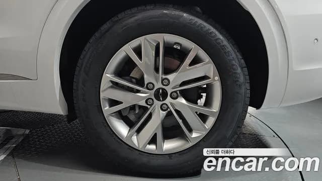 2025 Genesis GV70 2.5T Gasoline 2WD Sold VIN KMTMA81BBSU227914 – photo 30 2025 Genesis GV70 2.5T Gasoline 2WD Sold VIN KMTMA81BBSU227914 – photo 30