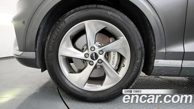 2025 Genesis GV70 2.5T Gasoline 2WD Sold VIN KMTMA81BBSU234474 – undercarriage 2025 Genesis GV70 2.5T Gasoline 2WD Sold VIN KMTMA81BBSU234474 – undercarriage