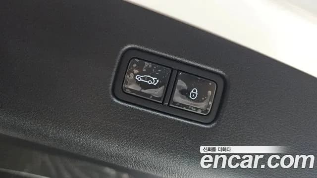 2025 Genesis GV70 2.5T Gasoline 2WD Sold VIN KMTMA81BBSU244979 – exterior detail 2025 Genesis GV70 2.5T Gasoline 2WD Sold VIN KMTMA81BBSU244979 – exterior detail