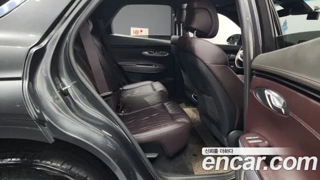 2021 Genesis GV70 2.5T Gasoline AWD Sold VIN KMTMA81BDMU000960 – photo 11 2021 Genesis GV70 2.5T Gasoline AWD Sold VIN KMTMA81BDMU000960 – photo 11