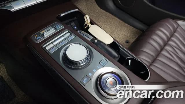 2021 Genesis GV70 2.5T Gasoline AWD Sold VIN KMTMA81BDMU000960 – photo 13 2021 Genesis GV70 2.5T Gasoline AWD Sold VIN KMTMA81BDMU000960 – photo 13