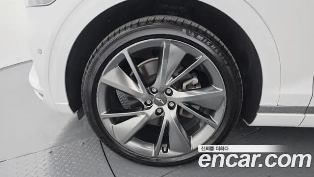 2021 Genesis GV70 2.5T Gasoline AWD Sold VIN KMTMA81BDMU008153 – interior seats 2021 Genesis GV70 2.5T Gasoline AWD Sold VIN KMTMA81BDMU008153 – interior seats
