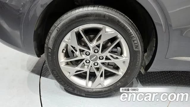 2021 Genesis GV70 2.5T Gasoline AWD Sold VIN KMTMA81BDMU008861 – photo 28 2021 Genesis GV70 2.5T Gasoline AWD Sold VIN KMTMA81BDMU008861 – photo 28