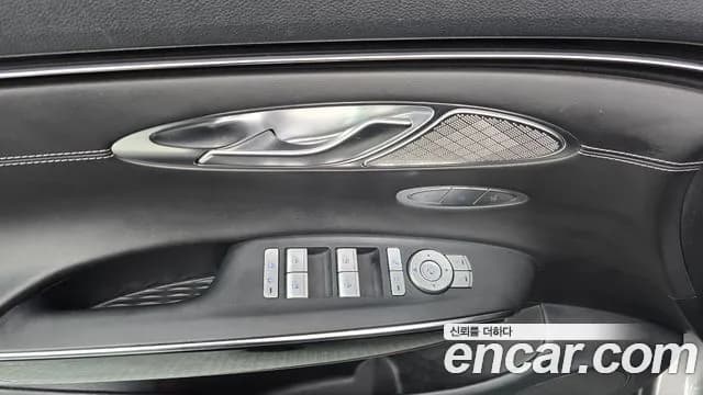2021 Genesis GV70 2.5T Gasoline AWD Sold VIN KMTMA81BDMU008960 – photo 31 2021 Genesis GV70 2.5T Gasoline AWD Sold VIN KMTMA81BDMU008960 – photo 31