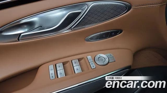 2021 Genesis GV70 2.5T Gasoline AWD Sold VIN KMTMA81BDMU010469 – engine bay 2021 Genesis GV70 2.5T Gasoline AWD Sold VIN KMTMA81BDMU010469 – engine bay