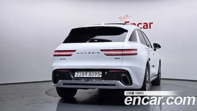 2021 Genesis GV70 2.5T Gasoline AWD Sold VIN KMTMA81BDMU015891 – interior seats 2021 Genesis GV70 2.5T Gasoline AWD Sold VIN KMTMA81BDMU015891 – interior seats
