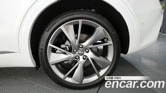 2021 Genesis GV70 2.5T Gasoline AWD Sold VIN KMTMA81BDMU015891 – photo 14 2021 Genesis GV70 2.5T Gasoline AWD Sold VIN KMTMA81BDMU015891 – photo 14