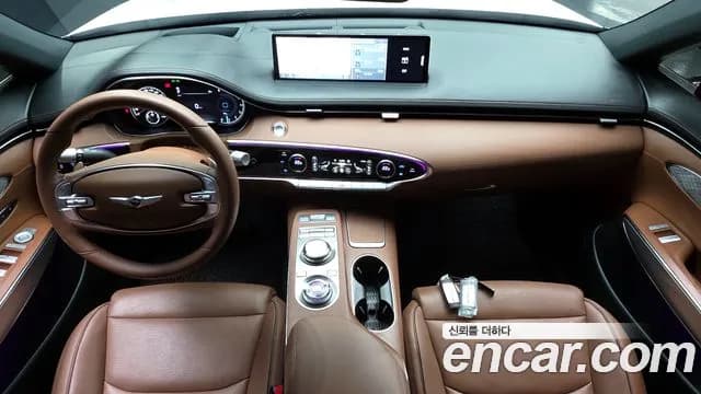 2021 Genesis GV70 2.5T Gasoline AWD Sold VIN KMTMA81BDMU024204 – trunk area 2021 Genesis GV70 2.5T Gasoline AWD Sold VIN KMTMA81BDMU024204 – trunk area