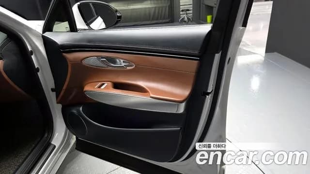 2021 Genesis GV70 2.5T Gasoline AWD Sold VIN KMTMA81BDMU024204 – photo 19 2021 Genesis GV70 2.5T Gasoline AWD Sold VIN KMTMA81BDMU024204 – photo 19